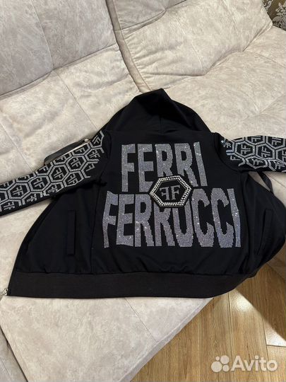 Костюм спортивный FerriFerrucci р. 42