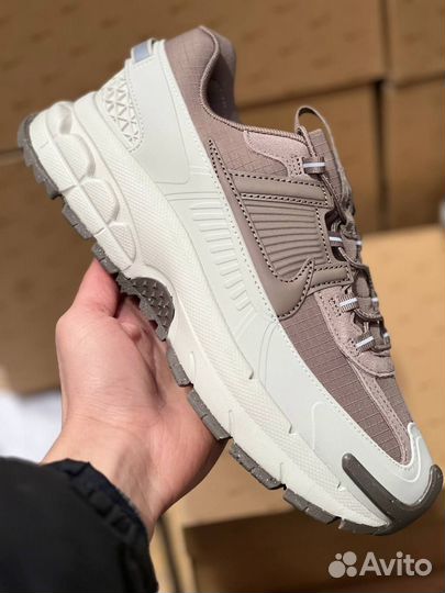 Кроссовки nike vomero 5 white