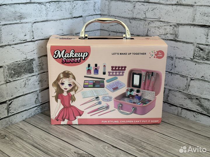 Большой набор детской декоративной косметики