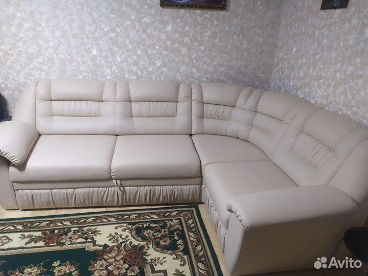 Угловой диван