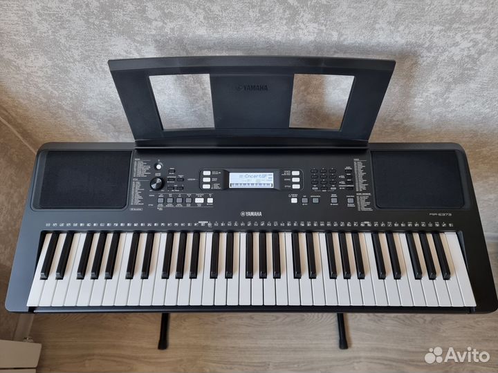 Синтезатор Yamaha PSR e373