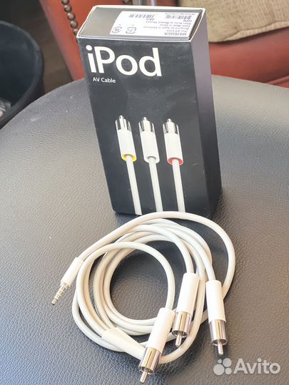 Apple iPod AV Cable M9765GA кабель для iPod, iPhon