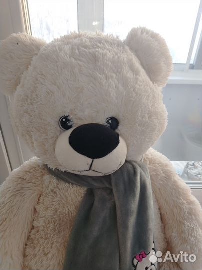 Плюшевый медведь