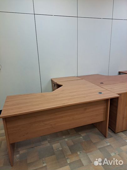 Офисная мебель бу