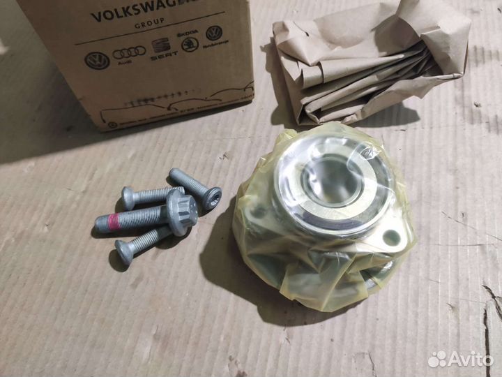 Ступица задняя 8V0598625C