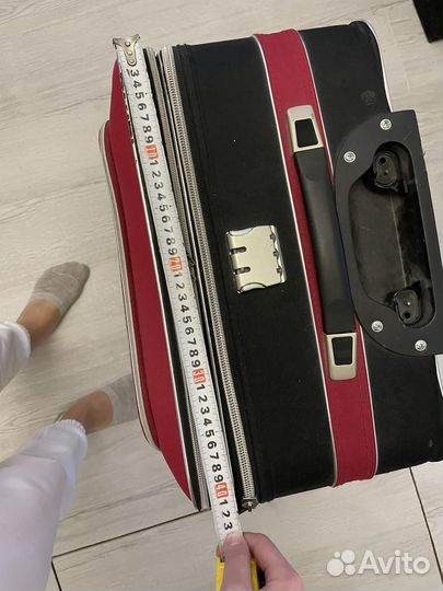 Чемодан на колесах большой