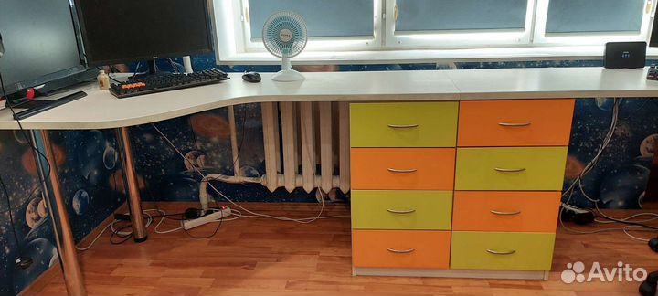 Компьютерный стол для двоих