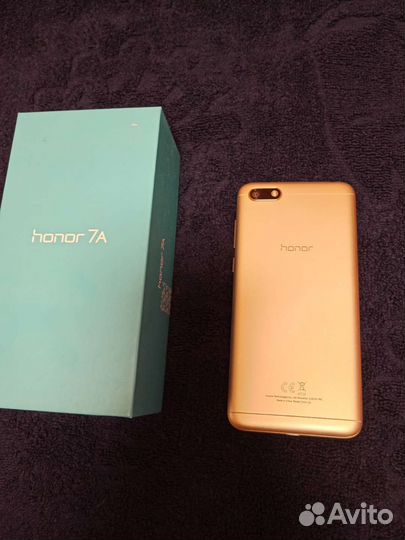 Телефон honor 7а
