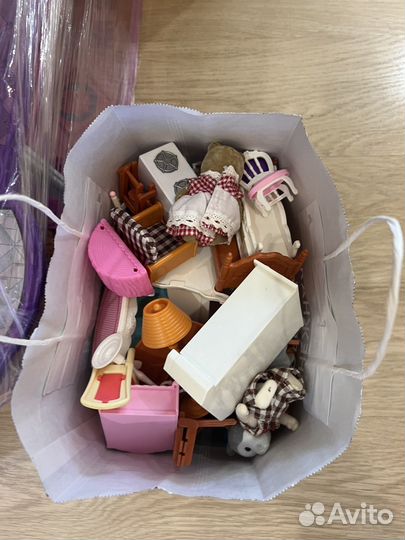 Замок игрушечный