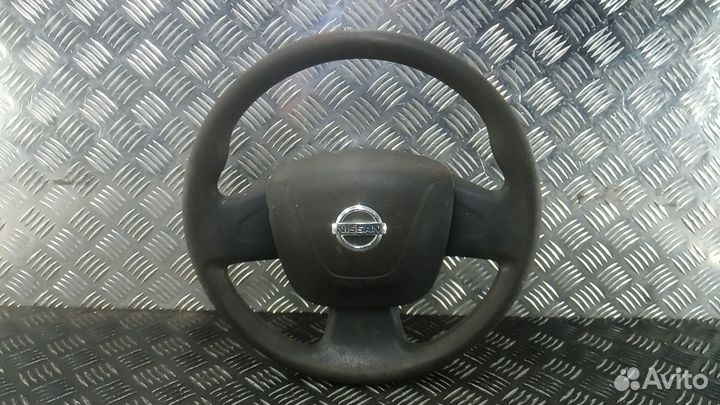 Рулевое колесо nissan NV400 2011