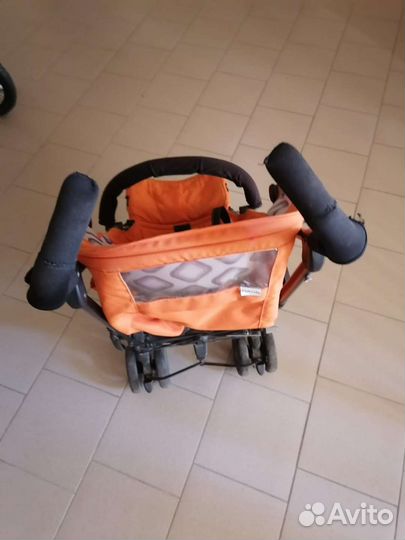 Прогулочная коляска