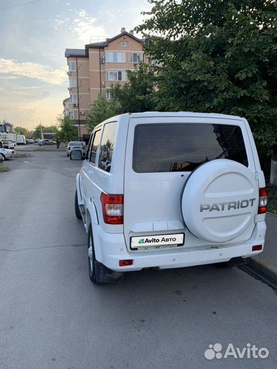 УАЗ Patriot 2.7 МТ, 2015, 122 000 км