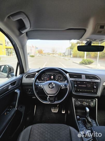 Volkswagen Tiguan 2.0 AMT, 2018, 59 000 км