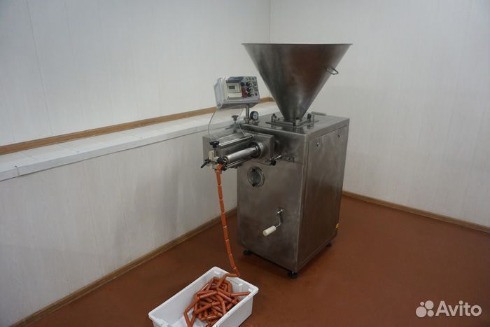 Шприц вакуумный колбасный