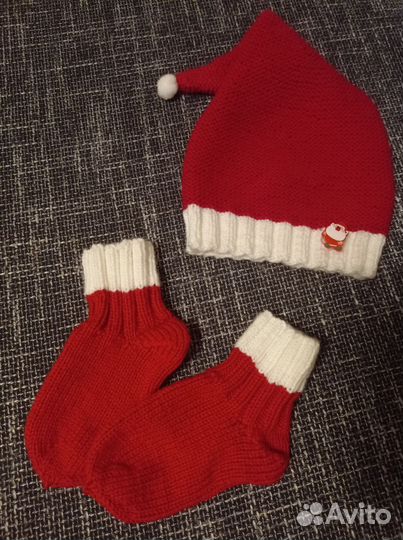 Комплект шапочка и носочки