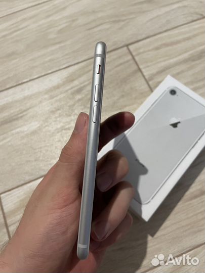 Телефон iPhone