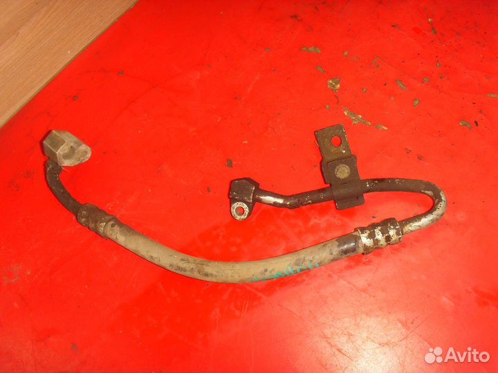 Трубка кондиционера 924901M215 Nissan Pulsar (N15)