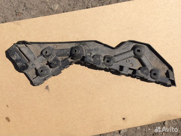 Крепление заднего бампера x-ray правый