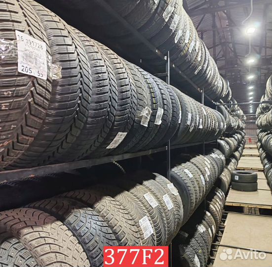 Nokian Tyres Hakkapeliitta R2 SUV 235/55 R18 104M