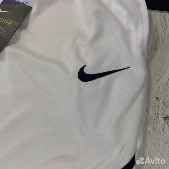 Шорты Nike