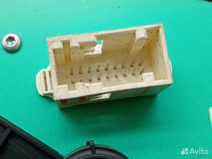 Панель для Peugeot-Citroen Partner 1