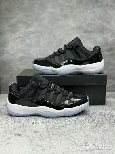 Nike air Jordan 11 retro low black