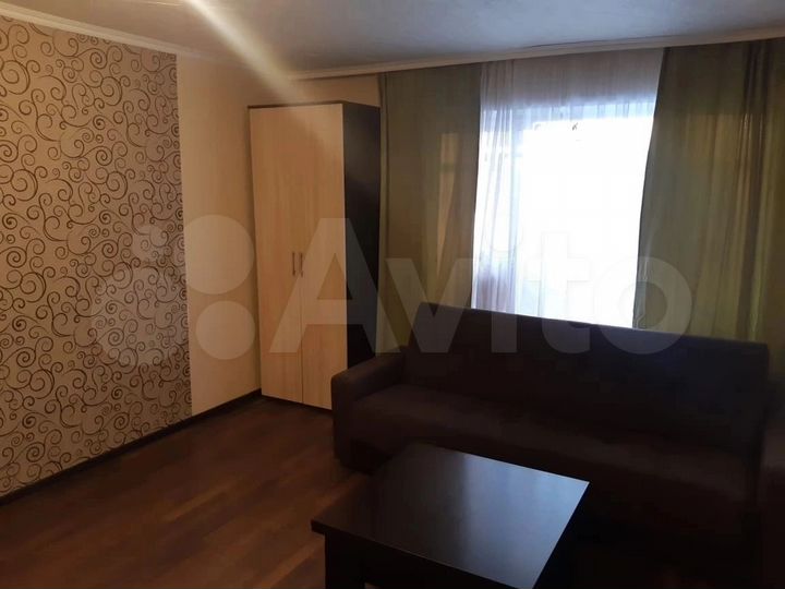 3-к. квартира, 60 м², 1/3 эт.