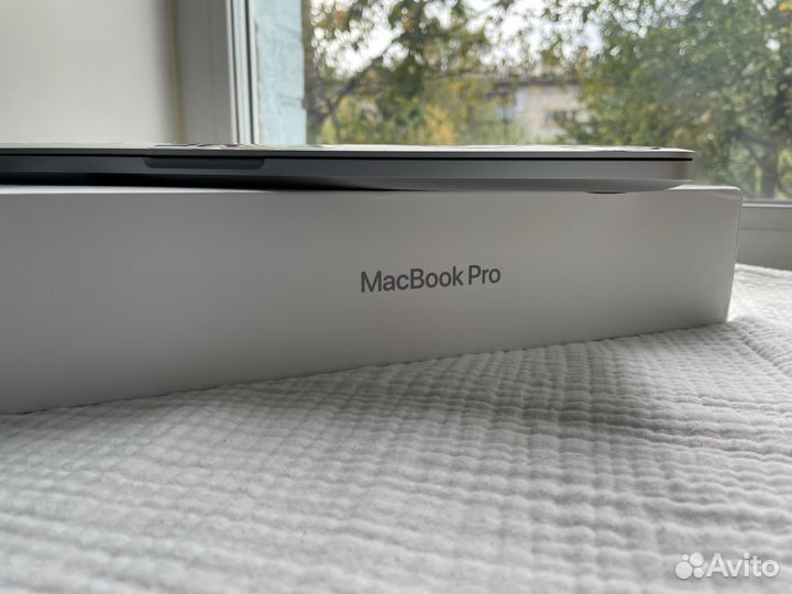 Apple macbook pro 15 mid 2014