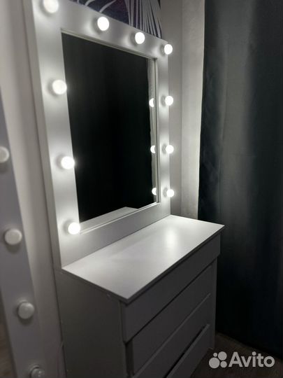 Гримерный столик