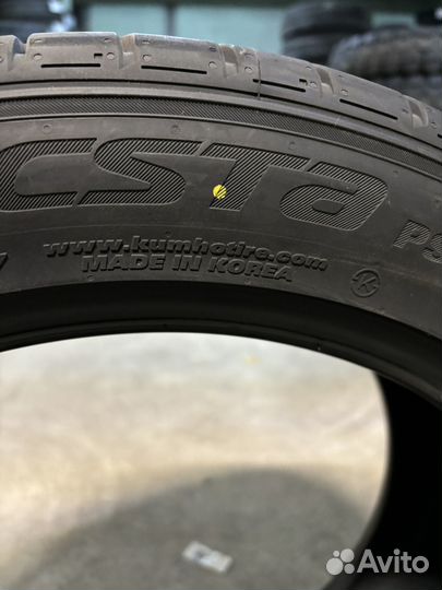 Kumho Ecsta PS71 235/45 R17 97Y