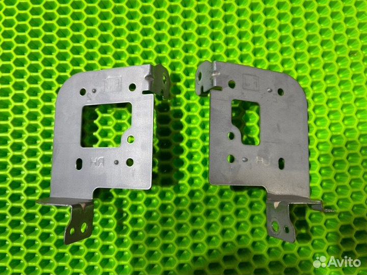 Крепление магнитолы Subaru Forester 4 SJ5 FB20