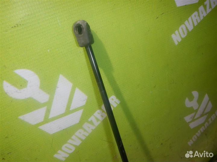 Амортизатор двери багажника Шкода Йети