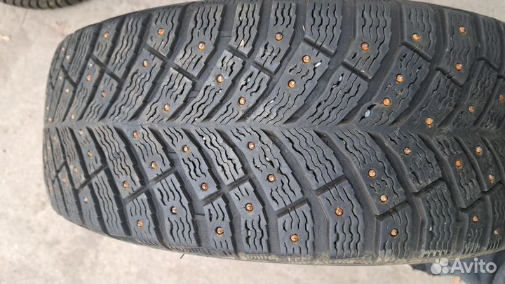 Michelin X-Ice North 4 205/55 R16 94T