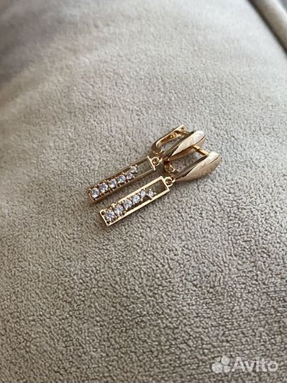 Серьги из медицинского сплава