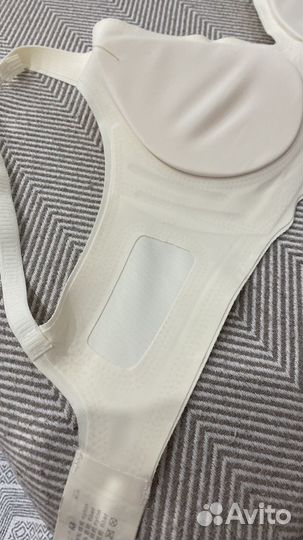 Бюстгальтер