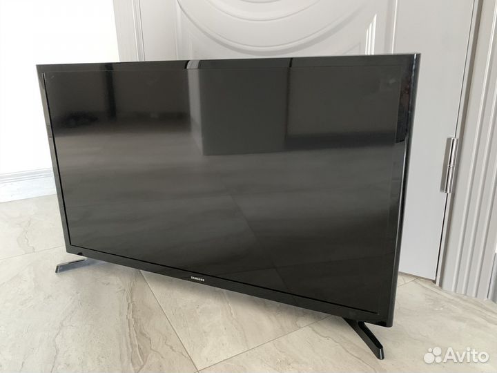 Телевизор samsung