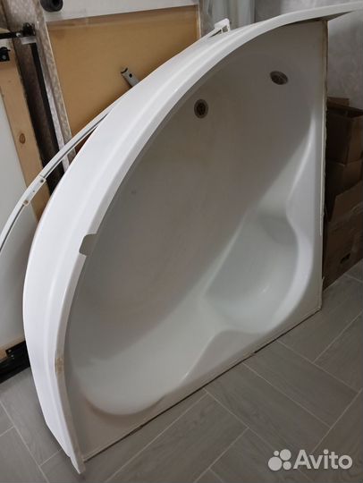 Ванна угловая бу