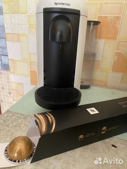 Кофемашина nespresso