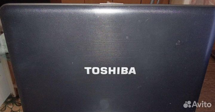 Ноутбук Toshiba satellite C850D-DSK