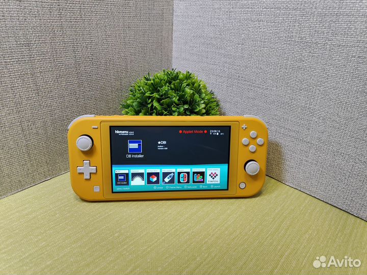 Прошитый Nintendo Switch lite (чип PicoFly) 160gb