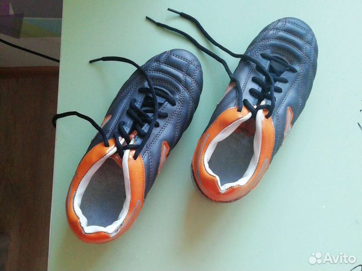 Футбольные бутсы 38 размер