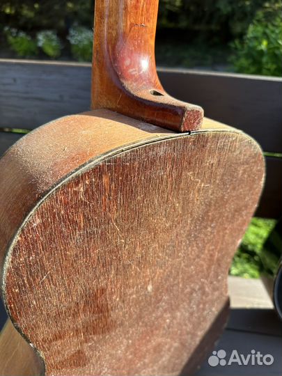 Гитары Аккорд (РСФСР) и Chateau (Тайвань)