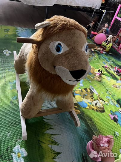 Качалка лев