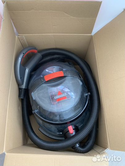 Моющий пылесос Bissell
