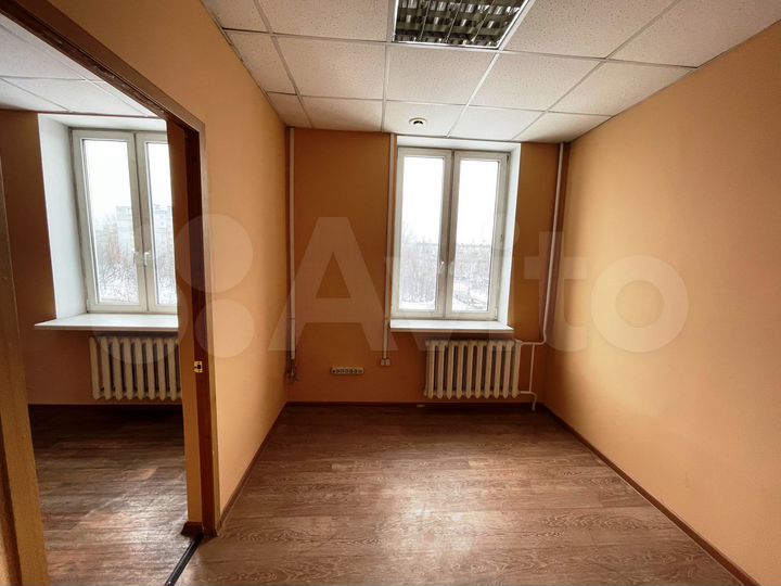 Офис, 310 м²