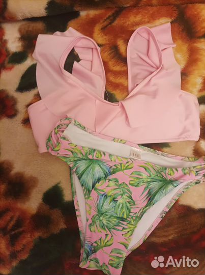 Продам купальники