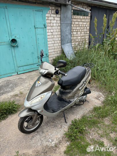 Продам скутер б/у