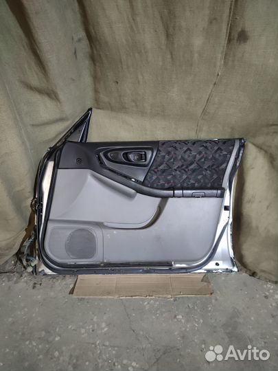 Дверь Subaru forester sf5