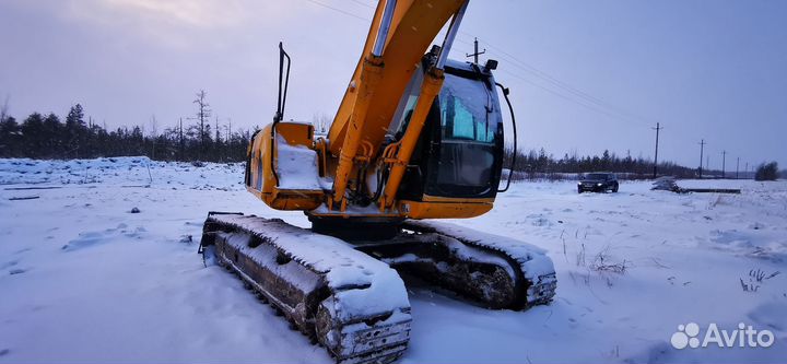 Гусеничный экскаватор JCB JS 200S, 2004
