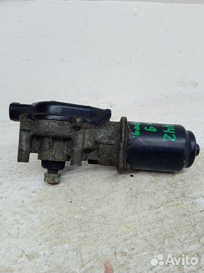 Моторчик стеклоочистителя передний MR957879